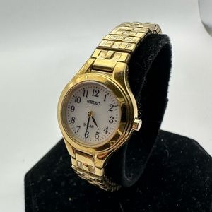 Vintage Seiko Solar Women’s Gold Bracelet Rare Formal Working Wrist Watch